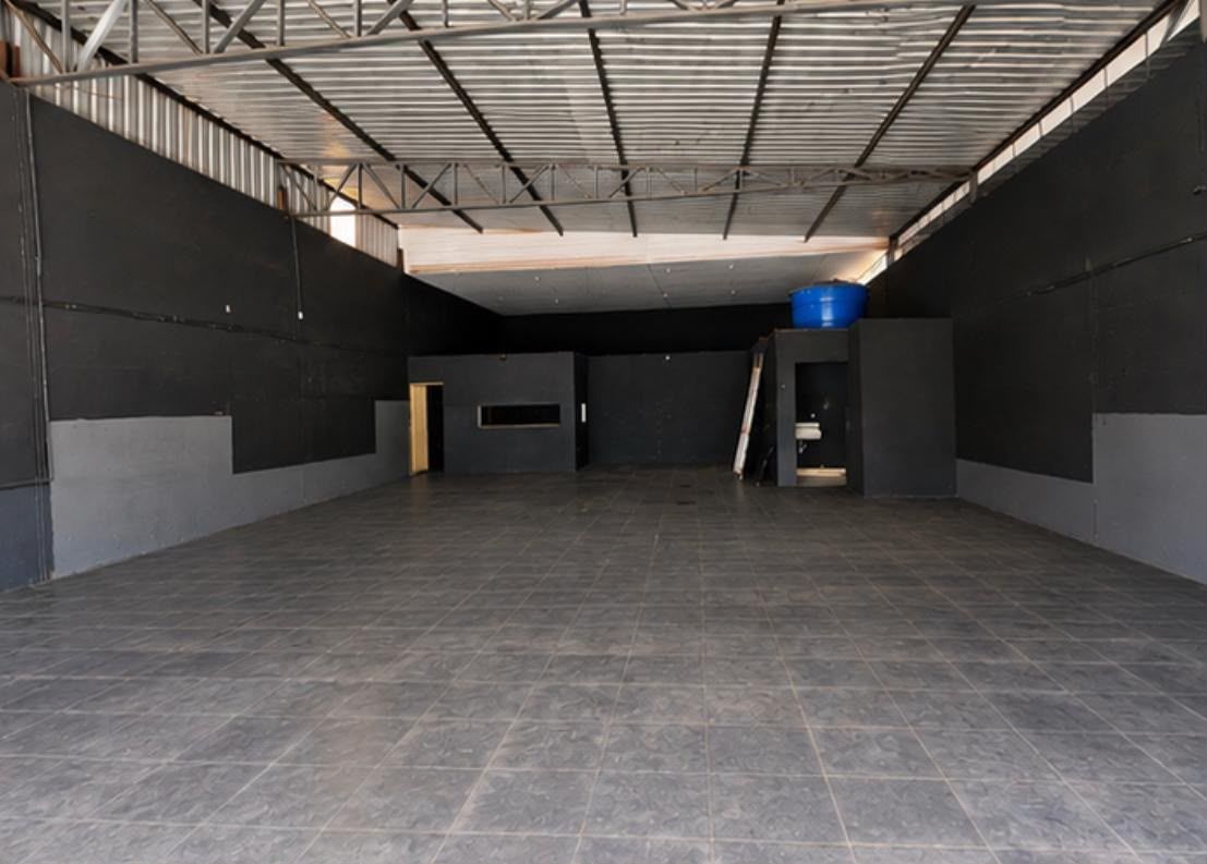 Galpão Comercial 400 m², Luziânia/GO
