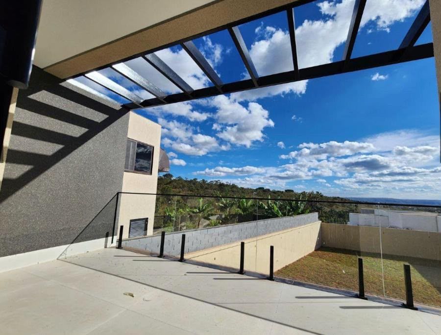 Casa Contemporânea, 4 suítes com vista verde